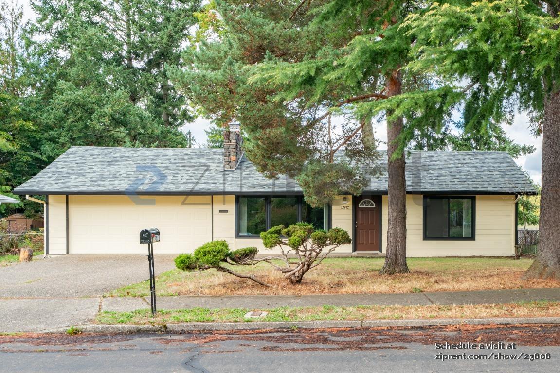 Primary Photo - 12917 NE Holladay St