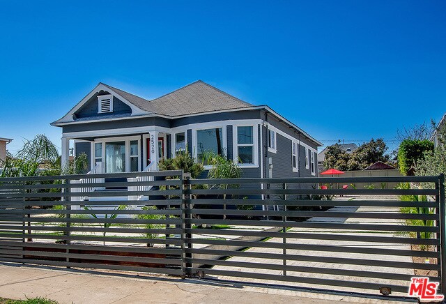 Foto principal - 2520 Gleason Ave