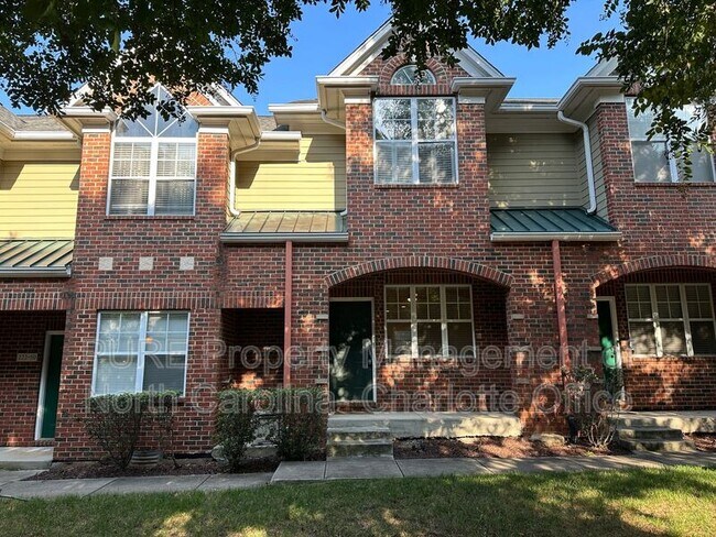 Foto del edificio - 222 S Torrence St