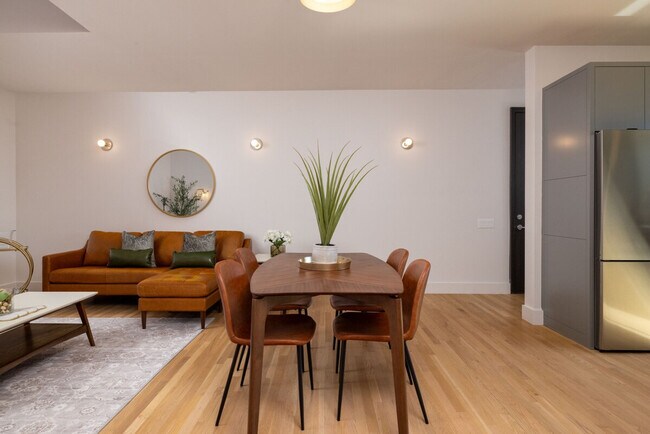 Foto del edificio - 1264 W Magnolia Ave