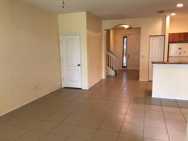 Foto del edificio - 1208 Seminole Palms Dr