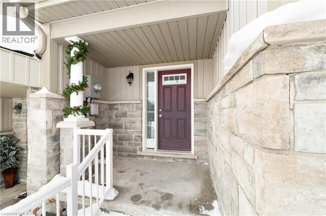 Photo du bâtiment - 132 Windflower Dr