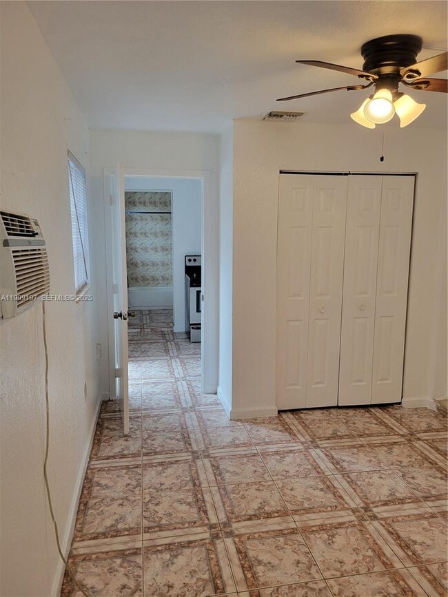 Foto del edificio - 14815 NE 8th Ct