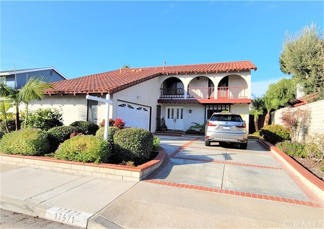 Primary Photo - 17571 San Roque Ln