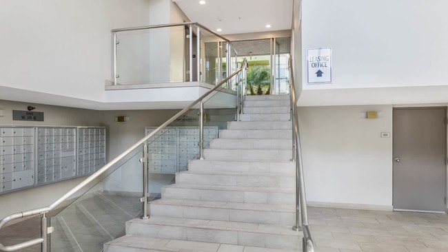 Lobby - Hampshire Place