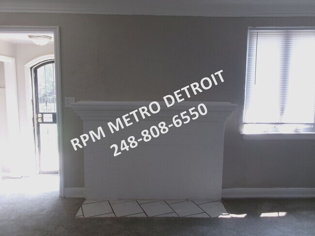 Foto del edificio - Brick Bungalow in Detroit