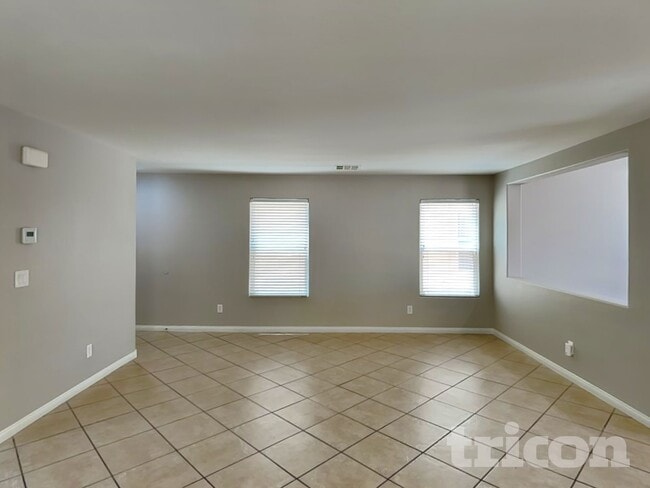 Foto del edificio - 11751 Village Arbor St