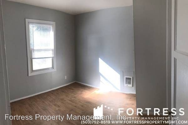 Foto del edificio - 10746 NE Wygant St