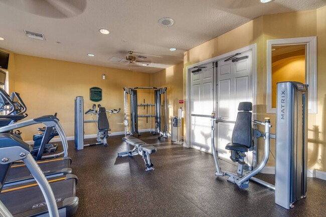 Building Photo - TH60 - Luxury Townhome, Prime Location