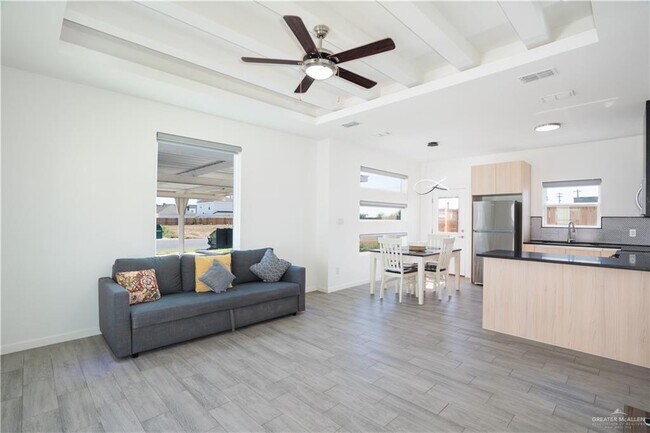 Foto del edificio - 26 N 40th St