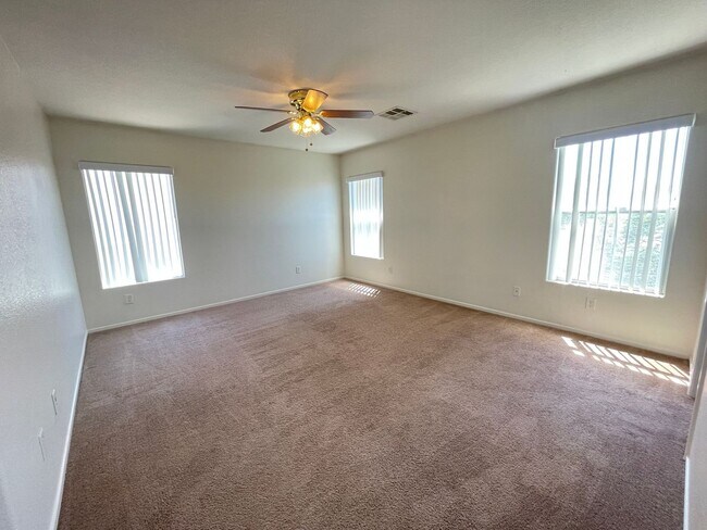 Building Photo - 11249 Salentino Ave