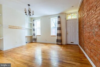 Building Photo - 1811 Pemberton St