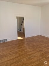 Building Photo - 517 N Illinois St