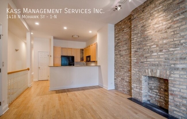 Building Photo - 1418 N Mohawk St
