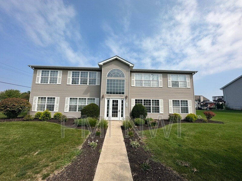 1510 W 86th Ln, Merrillville, IN 46410 Condo for Rent in Merrillville