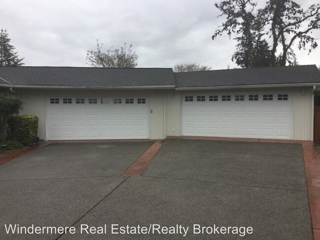 Building Photo - 3 br, 2.5 bath House - 7704 129th Dr. SE