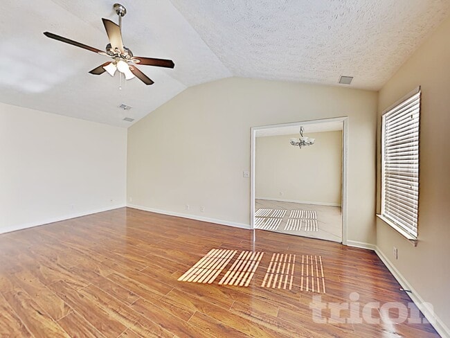 Foto del edificio - 3013 Weybridge Dr