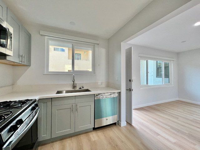 Foto del edificio - 903 S Barrington Ave