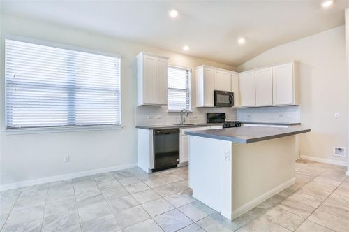 Building Photo - 637 Gabrielle Anne Dr