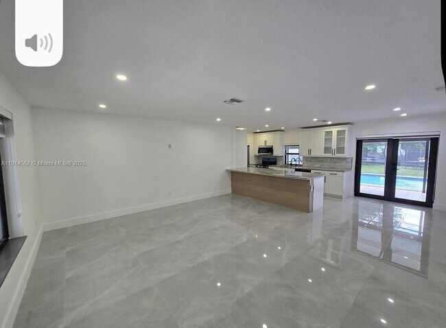 Foto del edificio - 19850 Franjo Rd