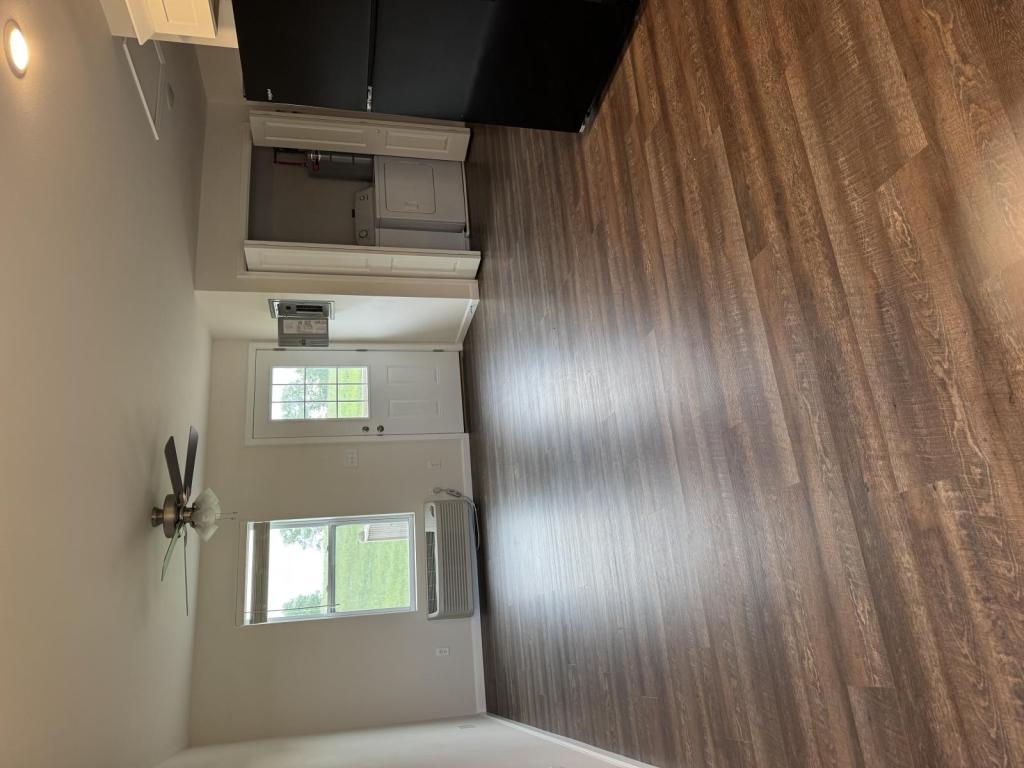 Foto principal - 323 Cedar Cove Lane, Burfordville, MO 63739