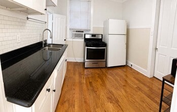 Building Photo - 7114 Freret St