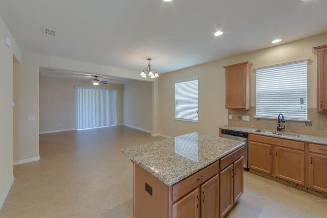 Building Photo - 8126 Platts Ave