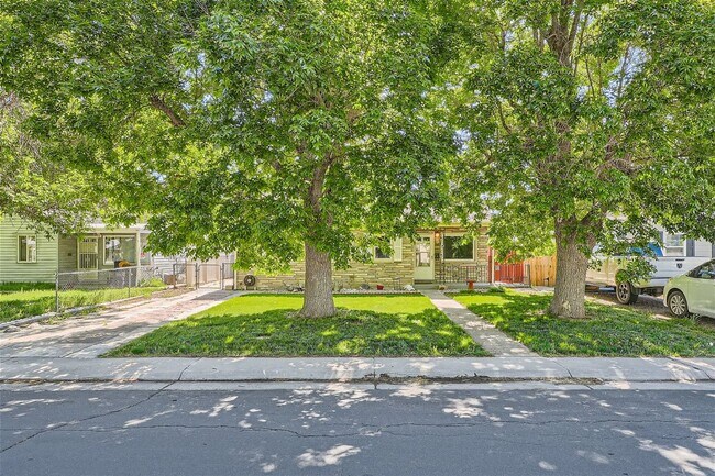 Building Photo - Charming 3-Bedroom, 2-Bathroom Rental Home...