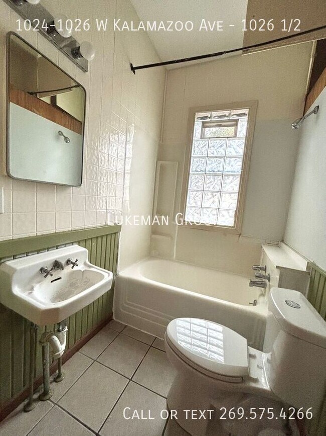 Foto del edificio - 1024-1026 W Kalamazoo Ave-1026 1/2
