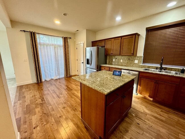 Foto del edificio - Woodinville Home!