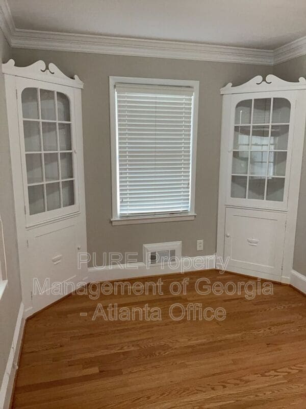 Foto del edificio - 3062 Octavia Pl