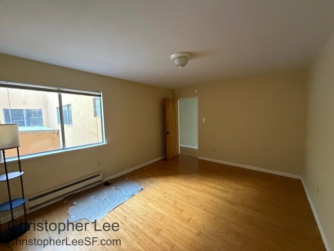 Building Photo - 125 Palm Ave