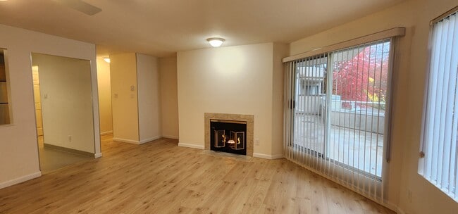 Building Photo - 7480 Gilbert Rd