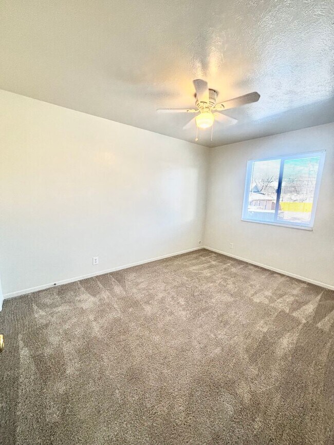 Foto del edificio - 2619 Concord St