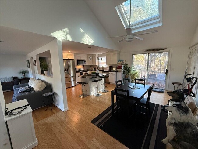 Foto del edificio - 32 Nipsah Rd