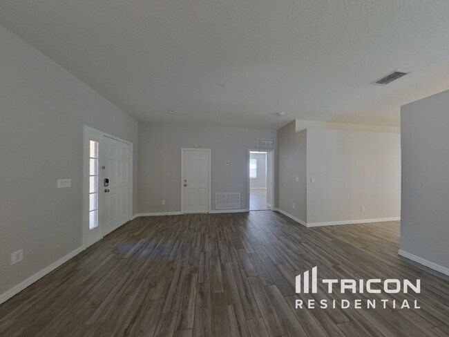 Foto del edificio - 6705 Cambridge Park Dr