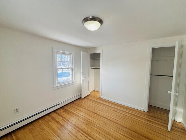 Foto del edificio - 154 Hegemans Ln