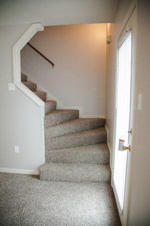 Foto del edificio - 127 Oakcrest Dr