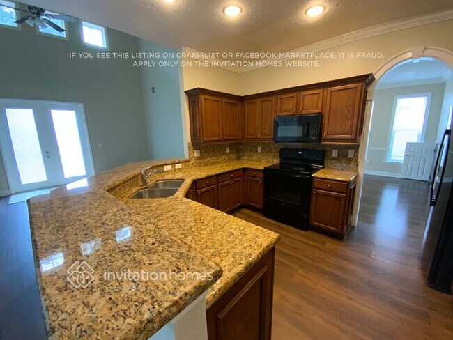 Foto del edificio - 3016 Savannah Oaks Cir