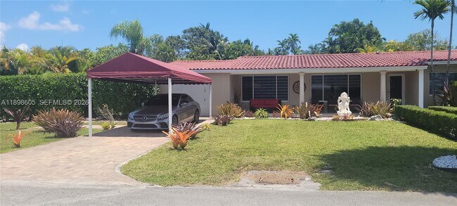 Foto del edificio - 6021 SW 62nd Pl