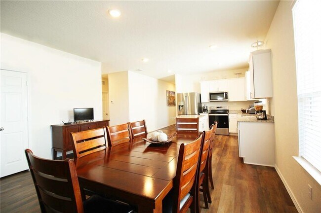 Foto del edificio - 417 Sand Cherry