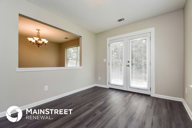 Foto del edificio - 10320 Deep Creek Cove