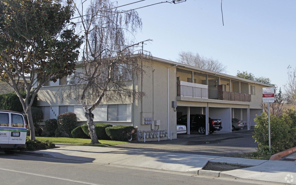 Primary Photo - 24237 Soto Rd