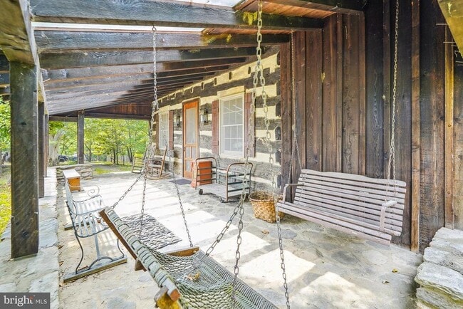 Building Photo - 18285 Foundry Rd