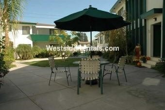 Foto del edificio - 3650 Los Feliz Blvd