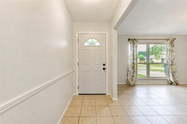 Foto del edificio - 10123 Kent Towne Ln