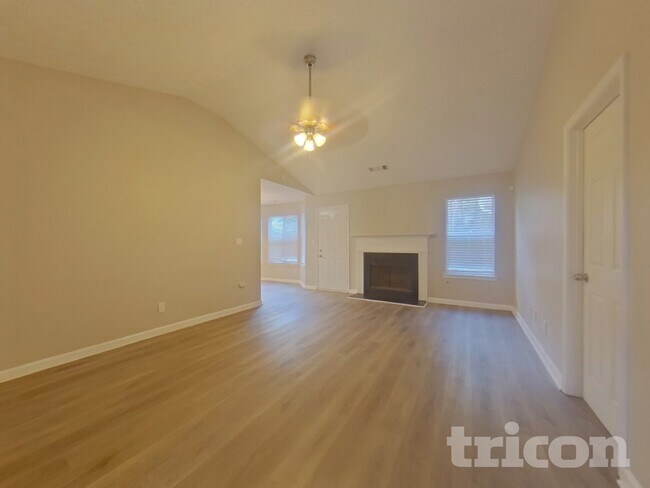 Foto del edificio - 10622 Cherry Cove