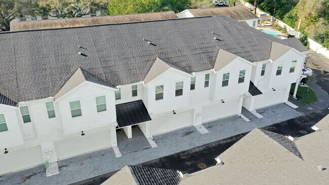 Building Photo - Malena Park - Brand New Townhouse Availabl...