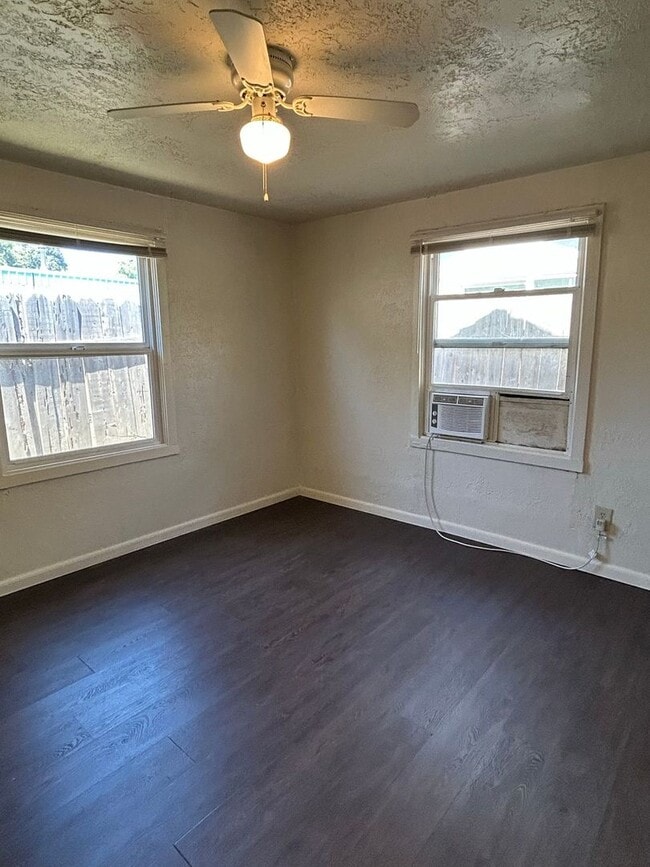 Foto del edificio - 1380 Palm Ave