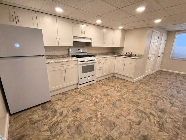 Completely Renovated 2 Bedroom in Downtown Council Bluffs - Completely Renovated 2 Bedroom in Downtown Council Bluffs Apartment